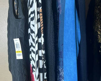 Lot 224: Women's Assorted Jackets, Cardigans, and Sweaters