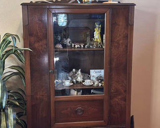 Lot 118: Wooden Curio Cabinet with Decorative Globe and Glass Cylinder Decor