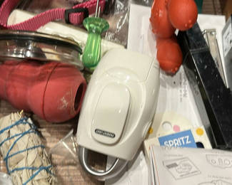 Lot 54: Assorted Plastic Food Storage Containers and Household Items