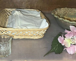 Lot 78: Assorted Home Decor and Household Items