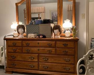 Broyhill dresser