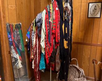 LADIES SCARVES
