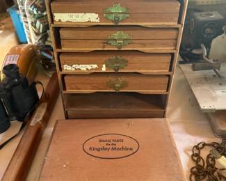 KINGSLEY WOOD BOXES OF FONTS