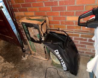 COLEMAN STOVE AND CRAFTSMAN LEAF BAG