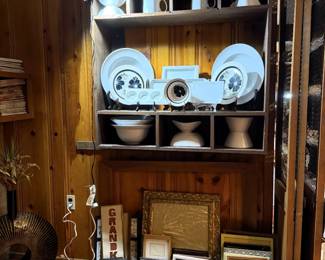 WHITE STONEWARE AND PICTURE FRAMES