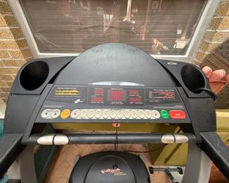 PROTECH CUSHIONING TREADMILL
