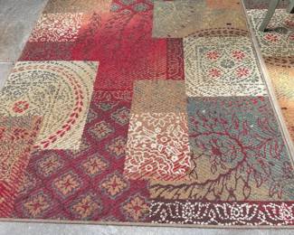 THER ARE 2 OF THESE RUGS 5'2" X 7"8"