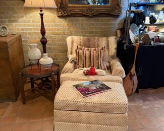 CHAIR WITH OTTOMAN