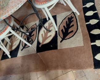 LEAF RUG 1 OF 2 4'7" X 5'11"
