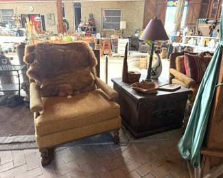 OTHER CHAIR AND END TABLE THAT MATCHES SOFA