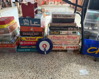 VINTAGE BOARD GAMES