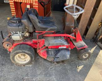 SNAPPER HI VAC MOWER