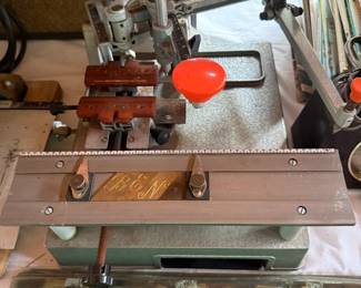 NEW HERMES ENGRAVING MACHINE