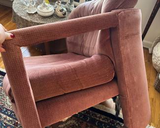 Attribute to Milo Baughman chairs