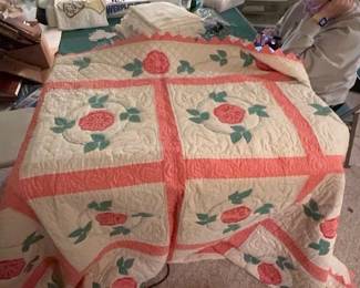 1930s-40s Rose Wreath Quilt