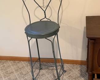 Stool height ice cream chair