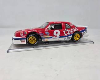 59 Action124BillElliott1988CoorsThunderbird2003HistoricalSeries
