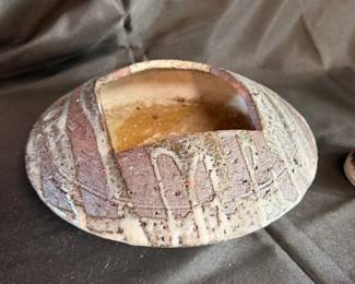 02frogpot.jpg