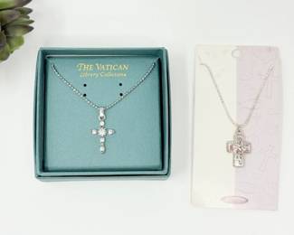 85 VaticanShermanCrossNecklaceSet