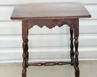 8 VintageTurnedLegWoodenSideTable