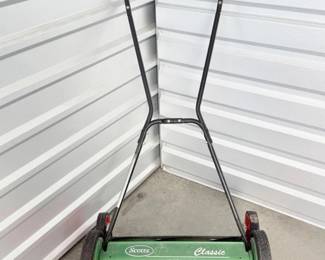 70 ScottsClassicManualReelLawnMower