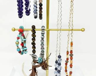 32 AssortedGemstoneBeadsBraceletsNecklacesLot