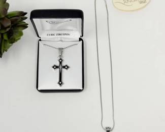 60 StainlessSteelCrossNecklaceSetwithEnamelFiligree