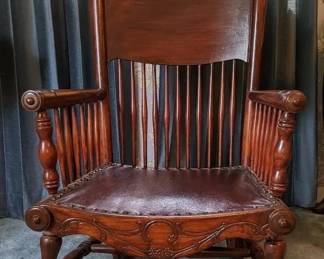 Traditional Wood SpindleBack Rocking Chair with Leather Seat