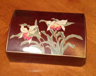 Numbered Chinese Floral LacquerStyle Decorative Box