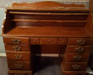 Traditional 7Drawer Wood Executive Desk with Raised Organizer