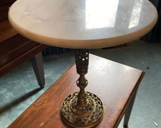 Pedestal Table