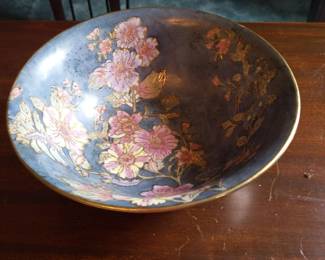 Vintage Chinese Floral Porcelain Bowl with Gilt Accents