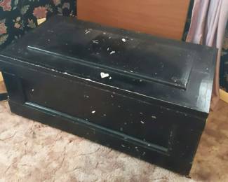 Black Wood Rolling Storage Chest