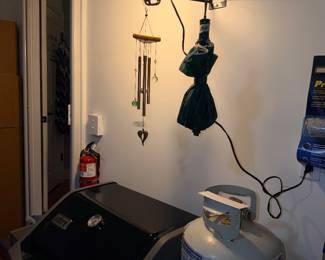 Items Located In The The Garage