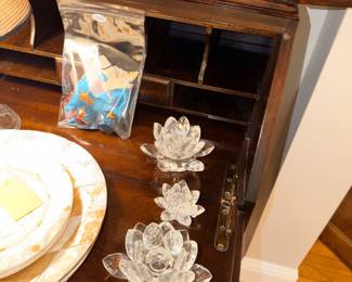Items Located In The Dining Room