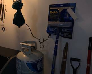 Items Located In The The Garage