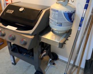 Items Located In The The Garage