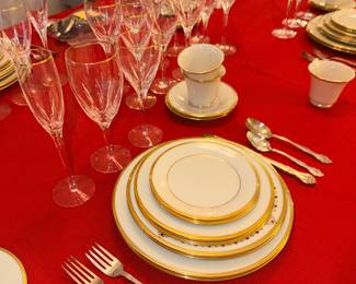 Items Located In The Dining Room