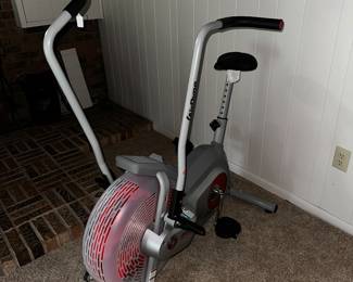 Exercise bike 