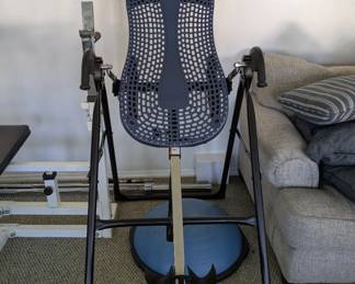 Inversion table