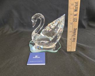 Swarovski swan w/box