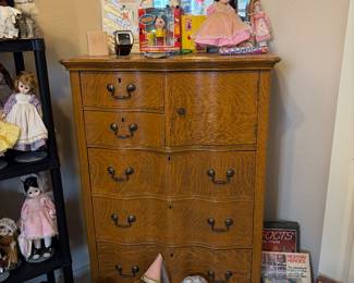 Antique Victorian Gentleman's Dresser 