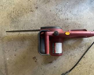 Chicago Electric 14-inch Corded Chainsaw