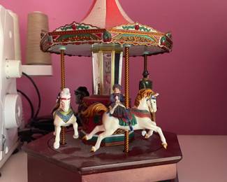 Mr. Christmas Carousel