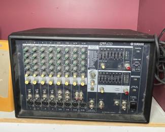 Yamaha EMX212S Powered Mixer