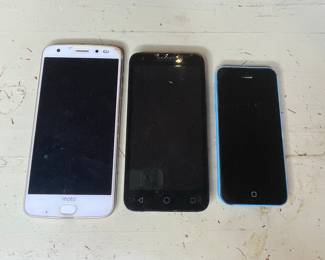 Assorted Vintage Smartphones