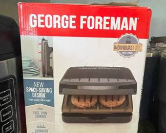 George Foreman 2-Serving Classic Plate Electric Indoor Grill and Panini Press