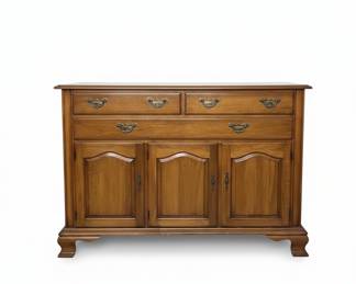 Traditional Buffet Sideboard