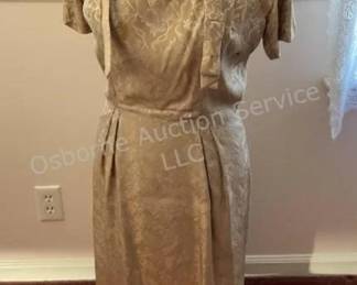 Dress form
