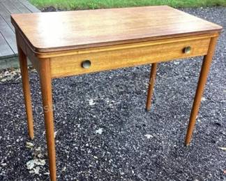 Flip top table